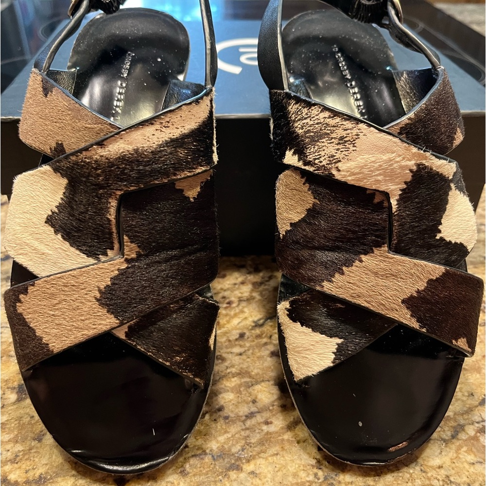 Sandal